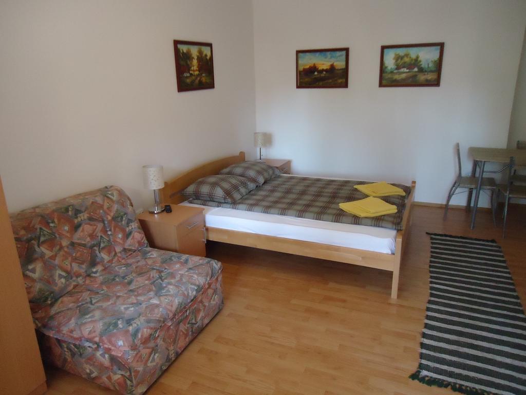 Prenociste Vila Stara Breza Palic Room photo